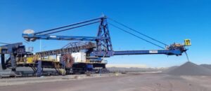 Accumulation and withdrawal equipment