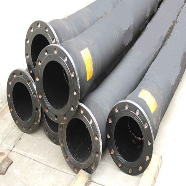 Rubber dredging pipes